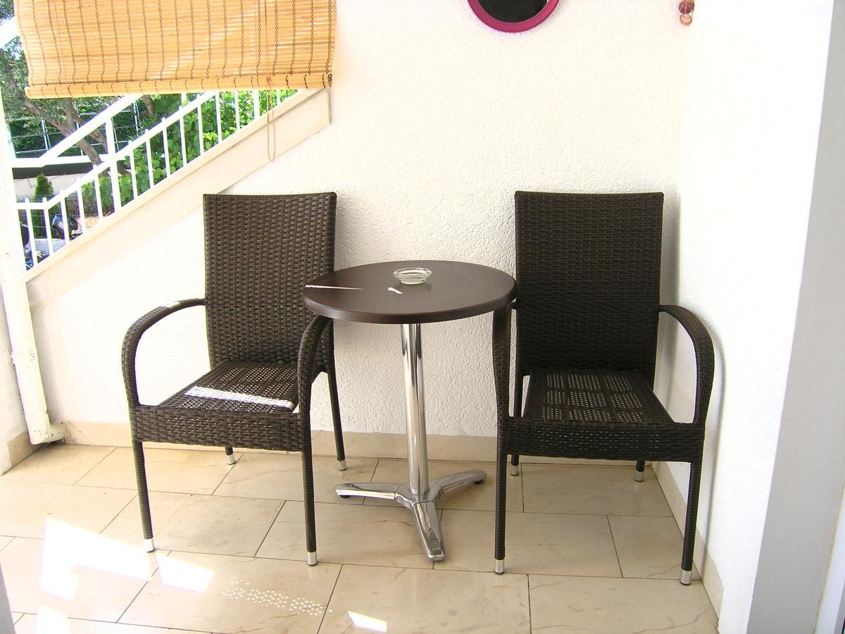 Apartments Oribella Krk Town Exterior photo